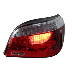 Upgrade to Dynamic LED Flowing Turn Signal Tail Lights for BMW 5 Series E60 (2003-2009) | 1 Pair